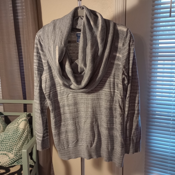 Izod cowl - Picture 1 of 4